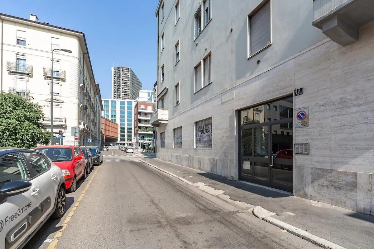 Central Station-Porta Nuova Pet Friendly 4 Pax Chek In H24 Милан
